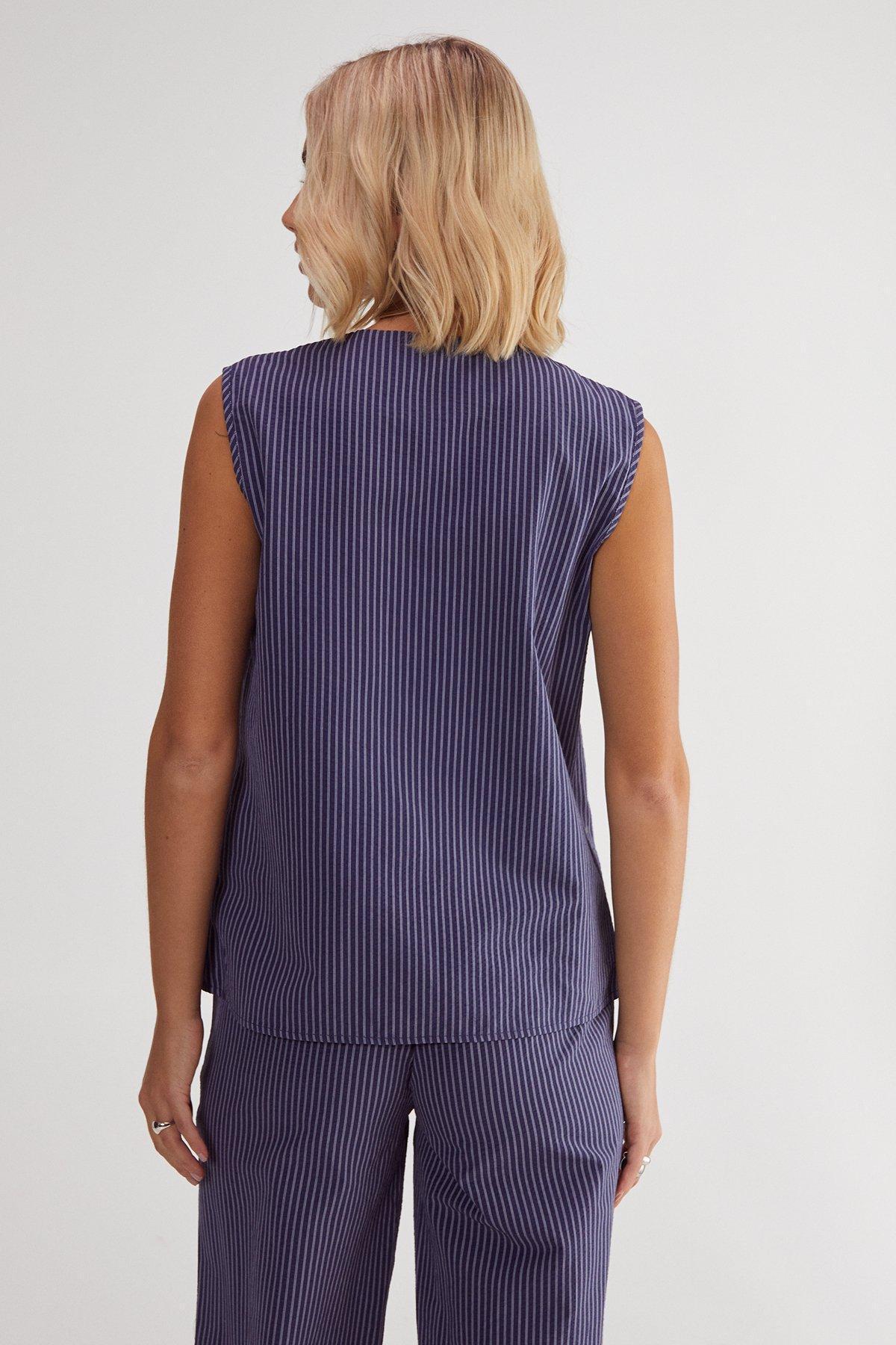 Stripe Sleeveless Vest Product Image