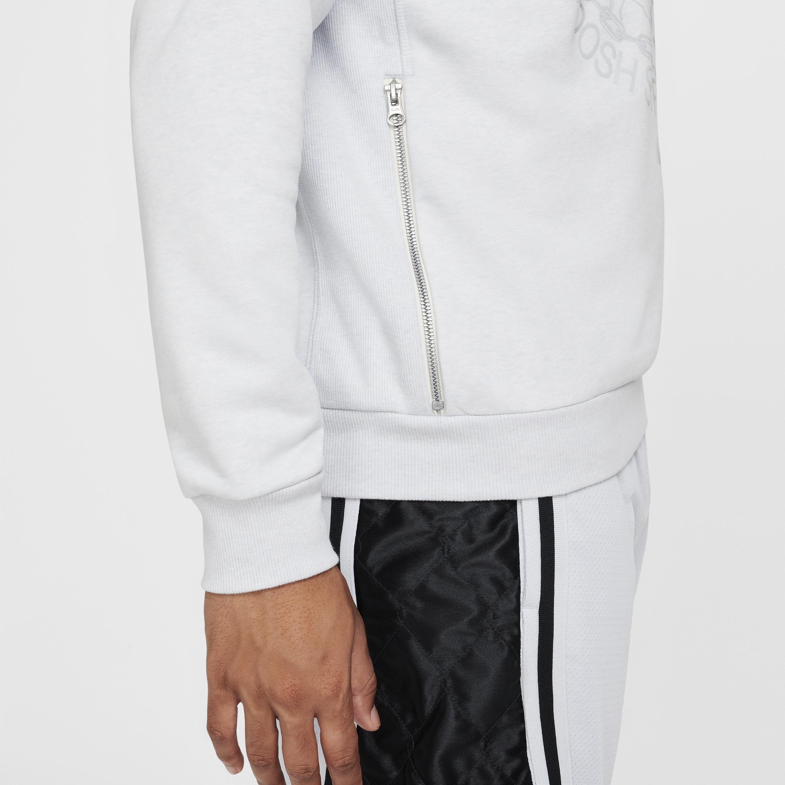 Nike Men's Standard Issue Dri-FIT Basketball Crew-Neck Sweatshirt Product Image