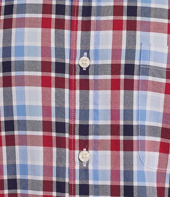 Roundtree & Yorke Short Sleeve Large Plaid Oxford Sport Shirt Product Image