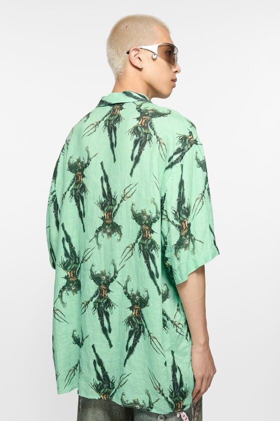 Button-up shirt printed Product Image