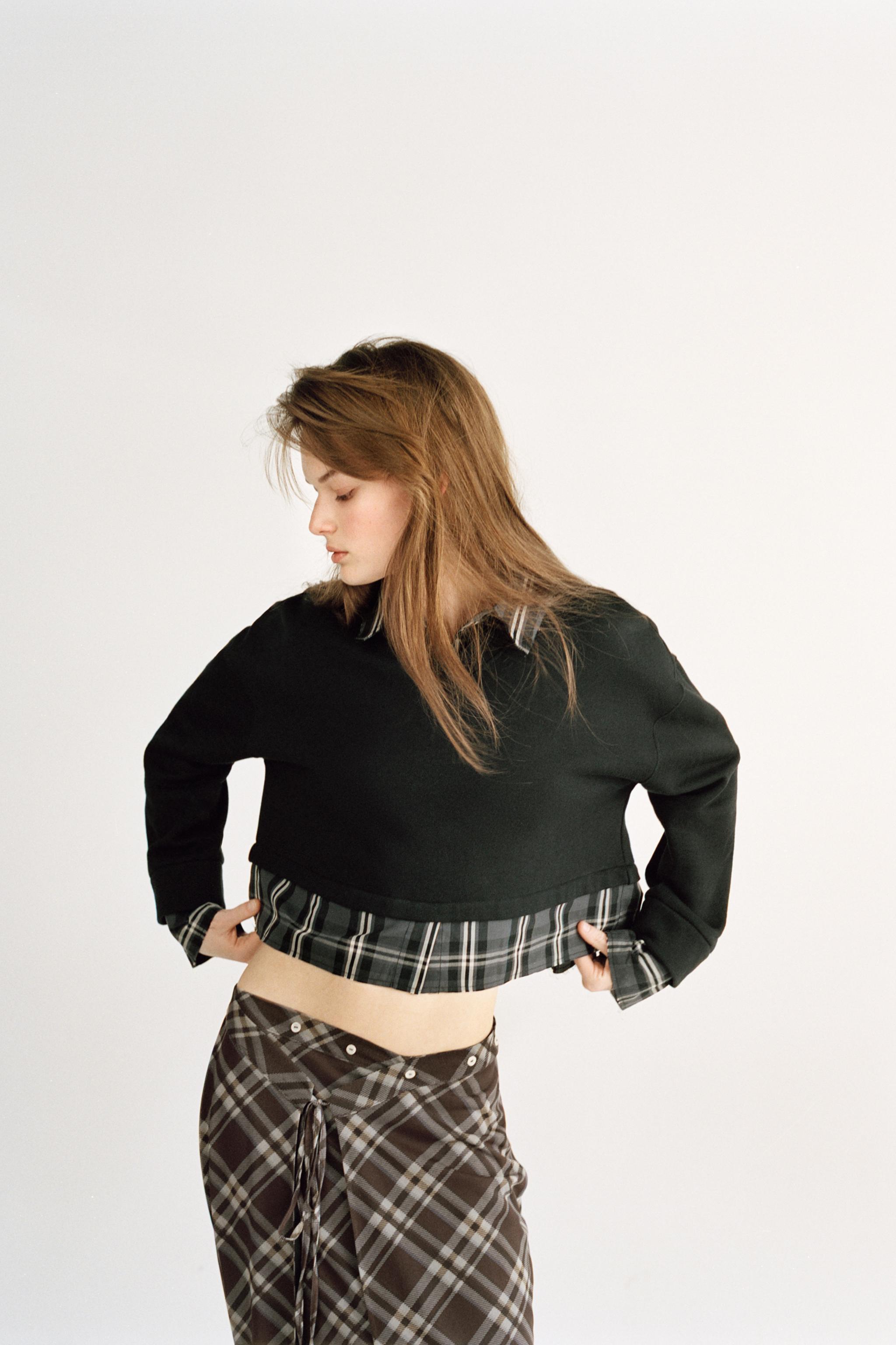 PLAID COMBINATION SWEATSHIRT Product Image