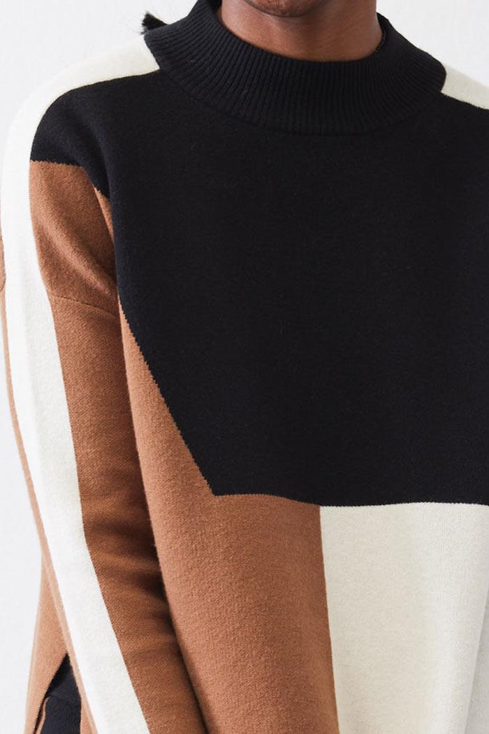 Light Knit Colorblock Sweater Product Image