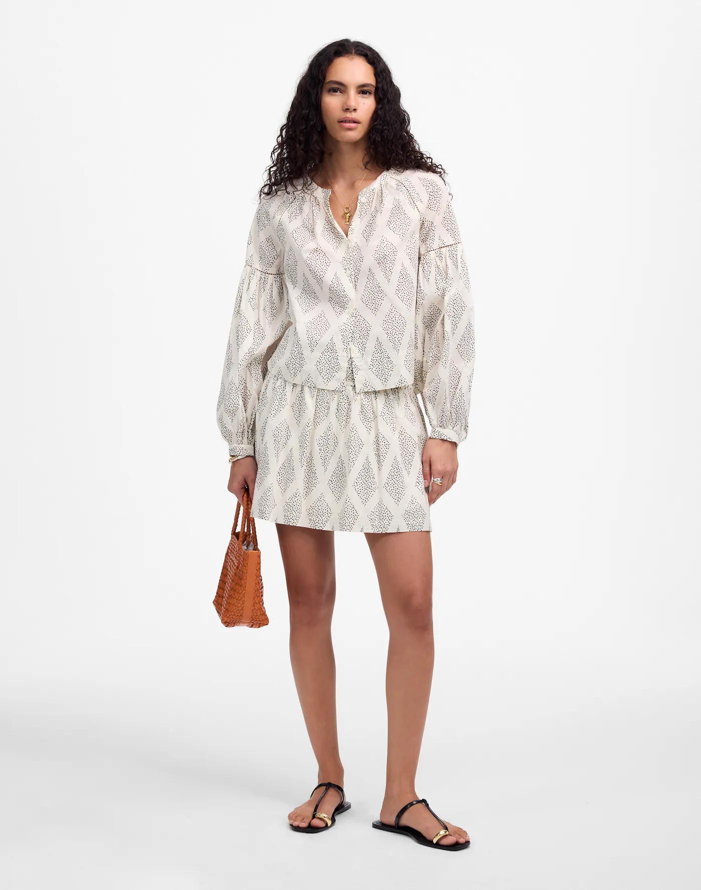 Shirred Balloon-Sleeve Top in Geometric Print Product Image