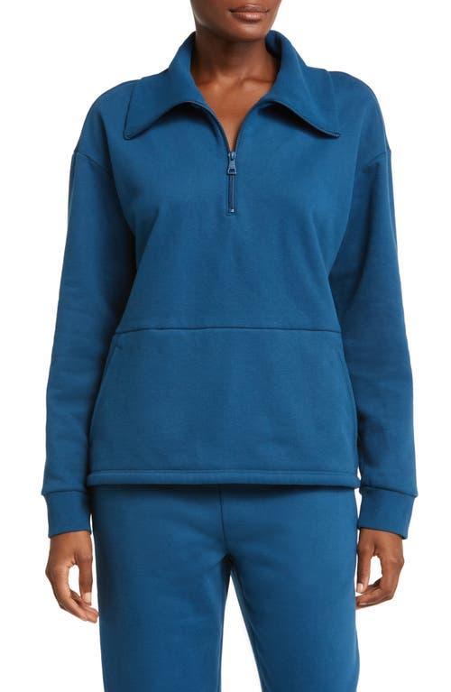 Trek Pullover Sweatshirt Product Image