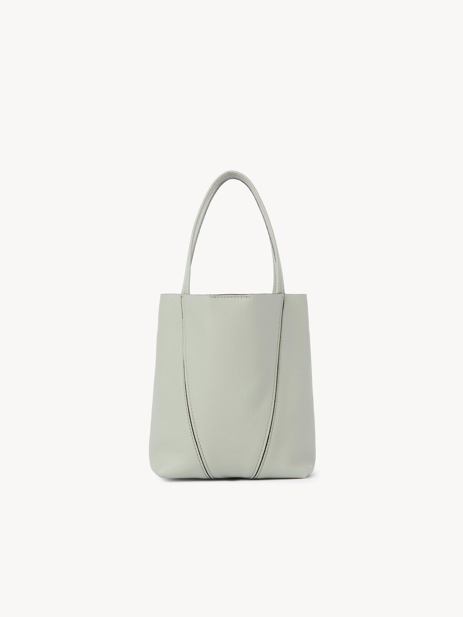 Small Chloé Spin tote bag in grained leather Product Image