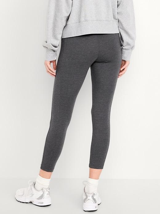 High-Waisted Side-Pocket 7/8 Leggings Product Image