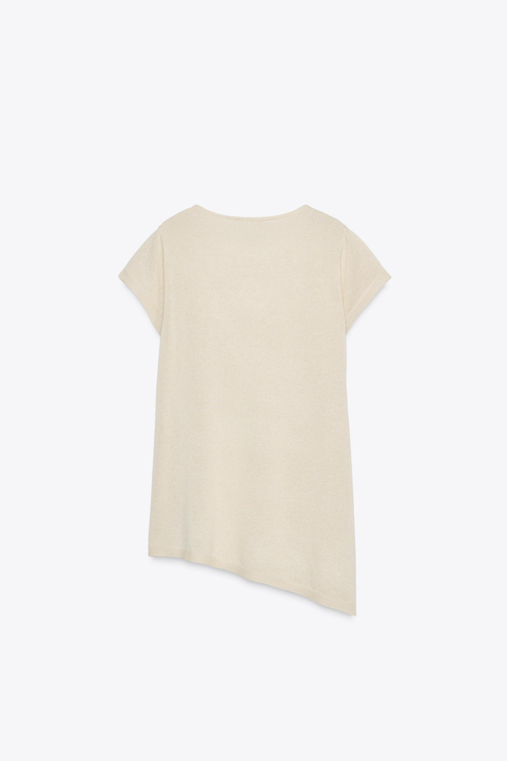 ASYMMETRIC HEM KNIT TOP Product Image