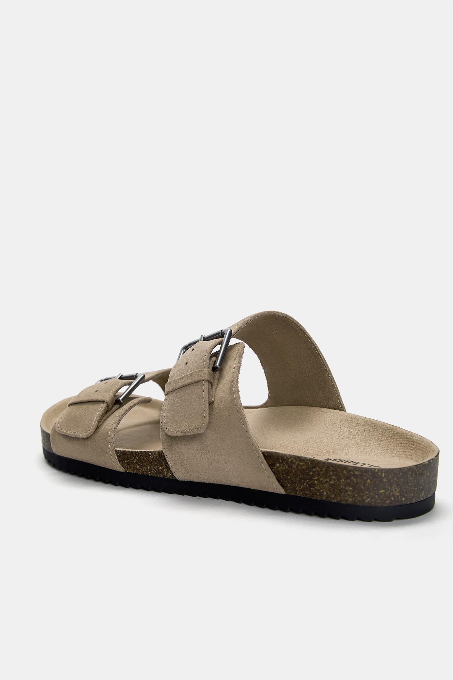 Buckled sandals Product Image