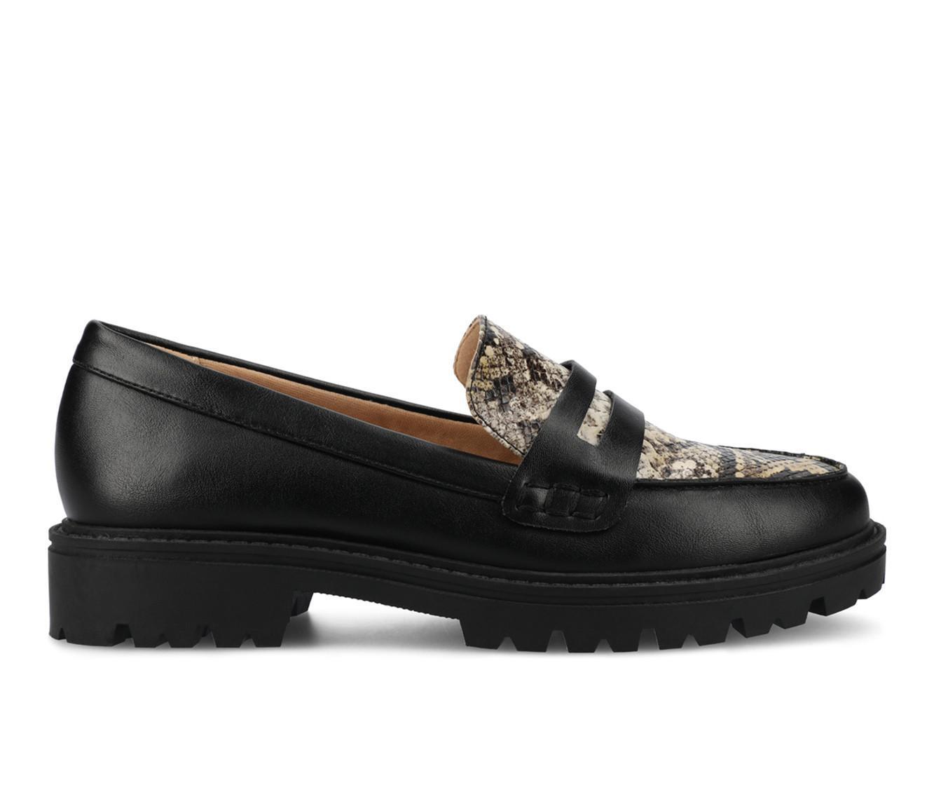 Women's Journee Collection Kenly Lugged Loafers Product Image