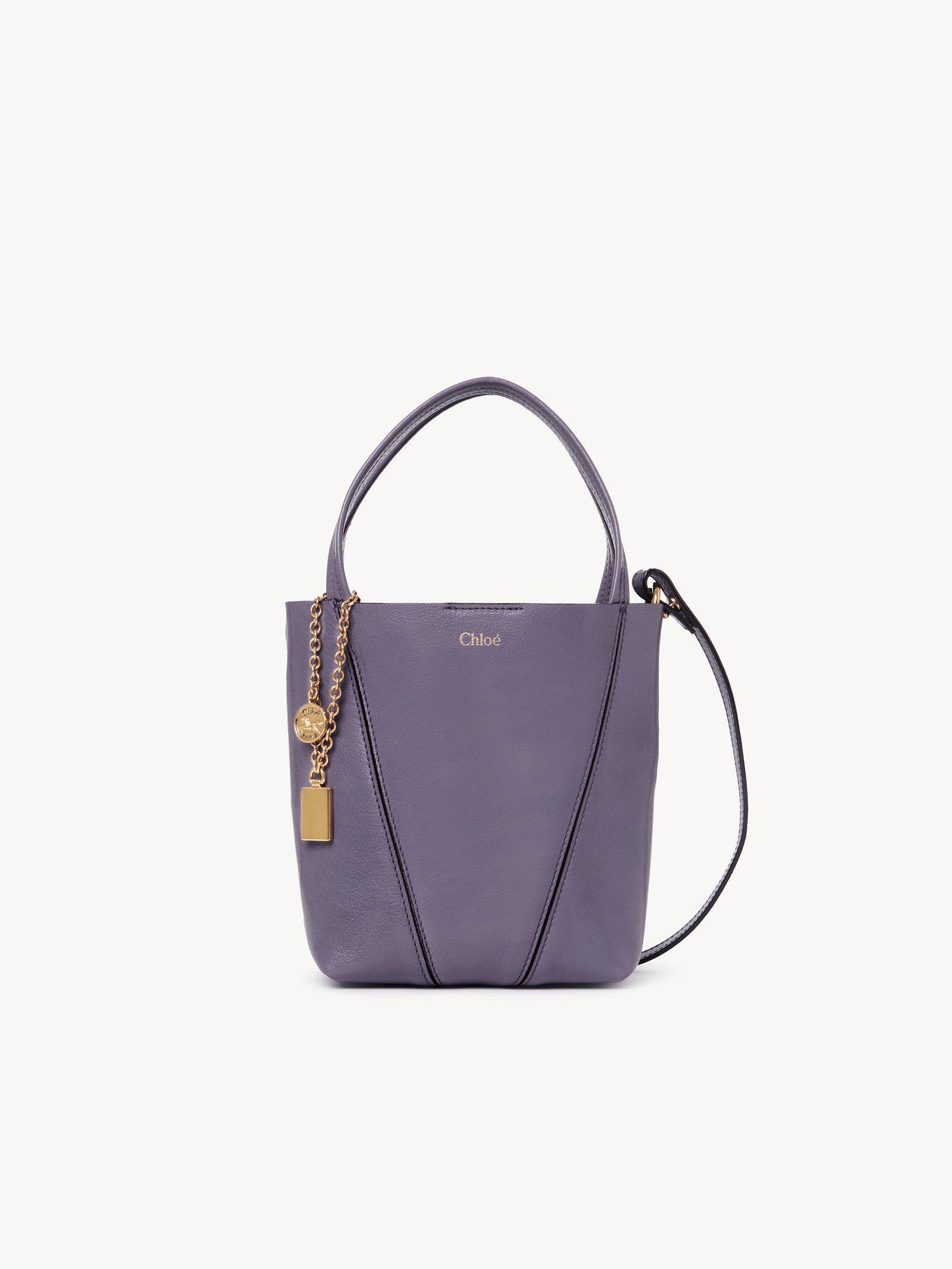Small Chloé Spin tote bag in grained leather Product Image