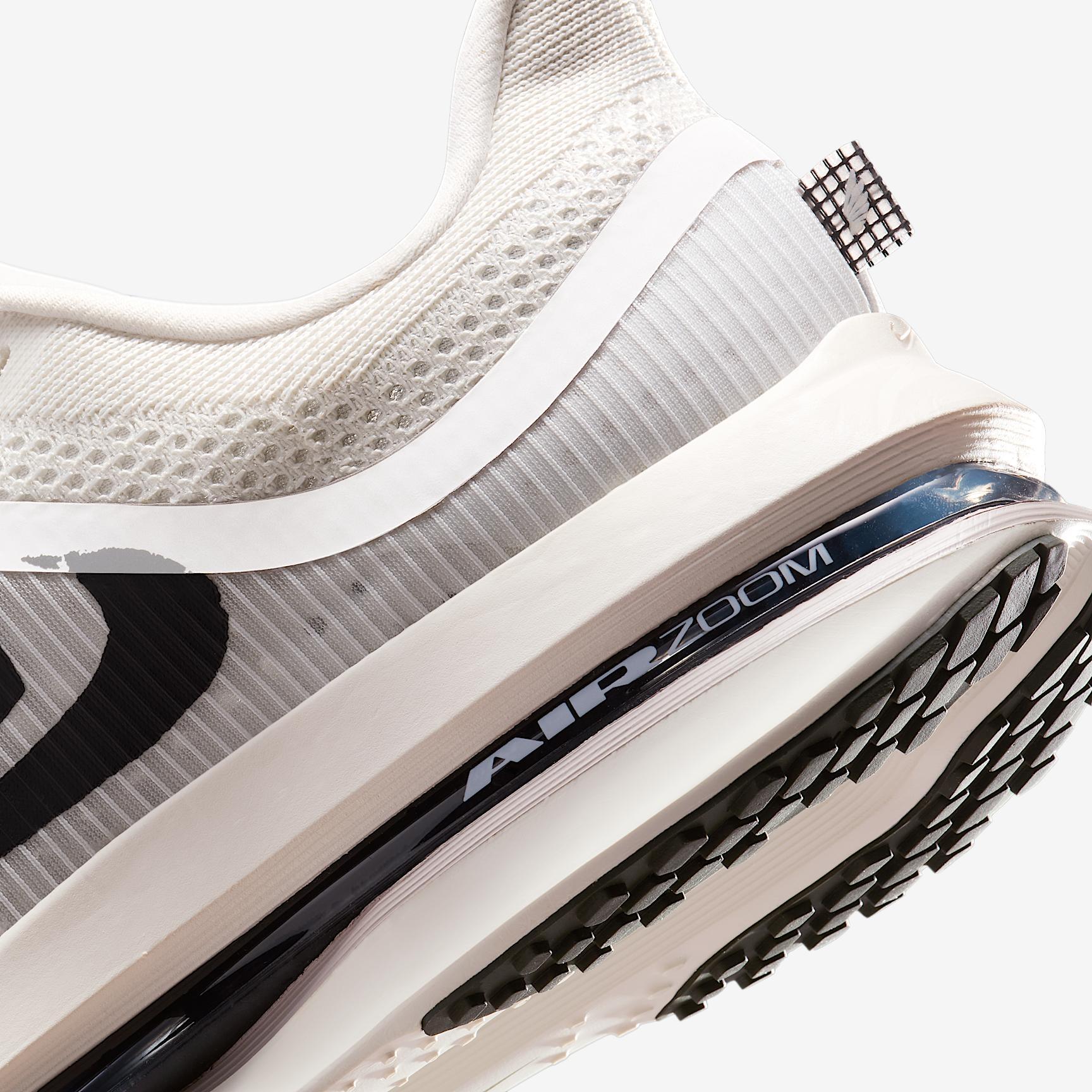 Nike Mens Pegasus Premium Road Running Shoes | HQ2592-301 Product Image