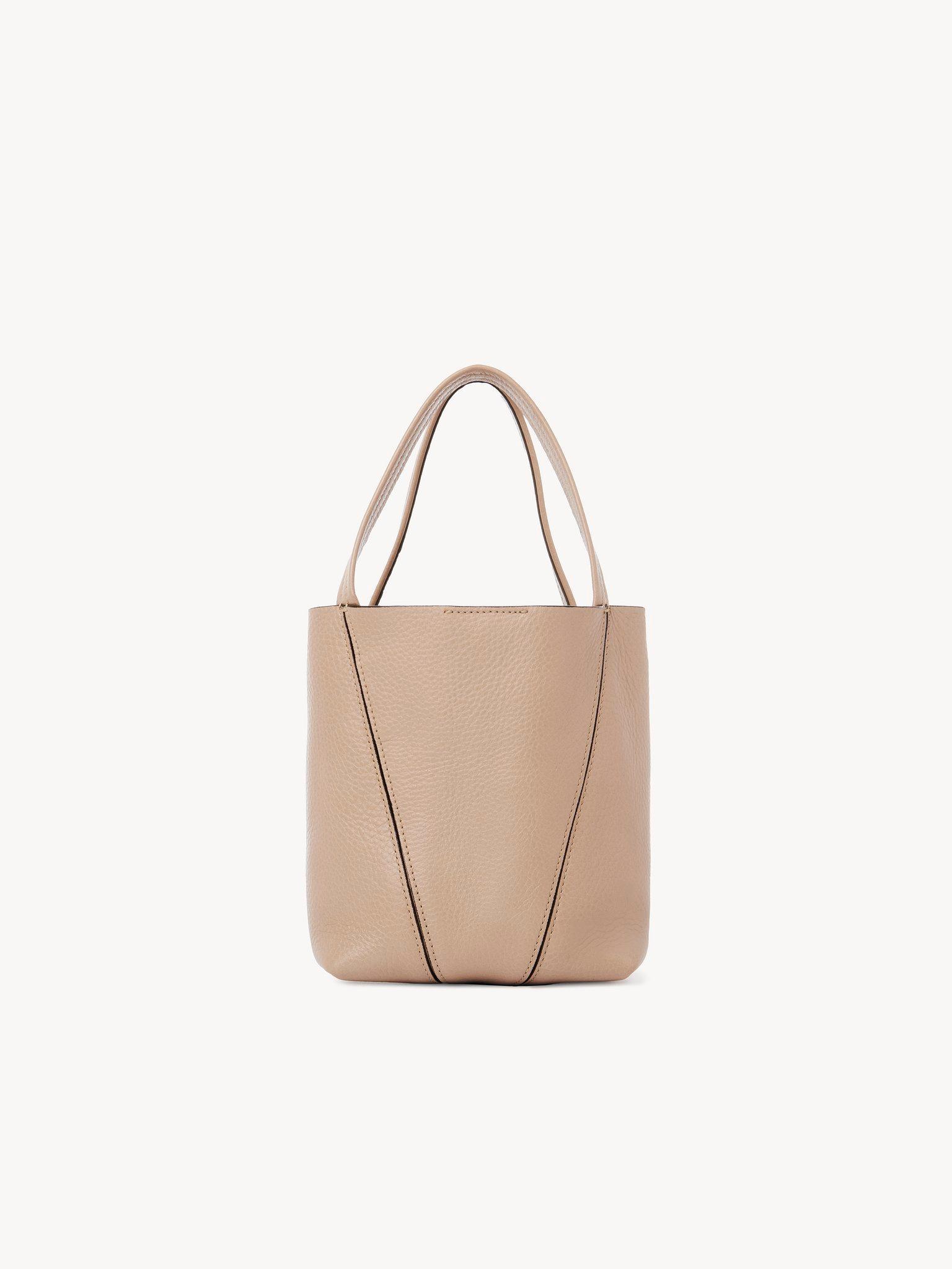 Small Chloé Spin tote bag in grained leather Product Image