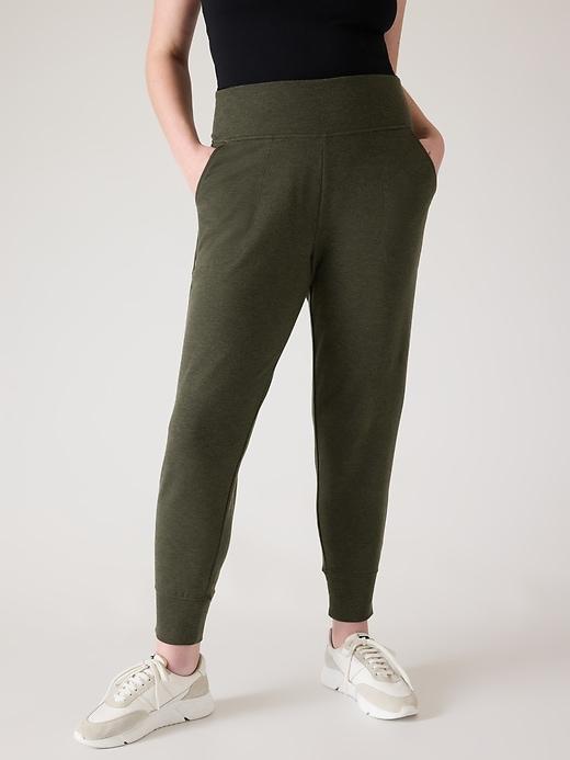 Coaster Luxe High Rise Jogger Product Image