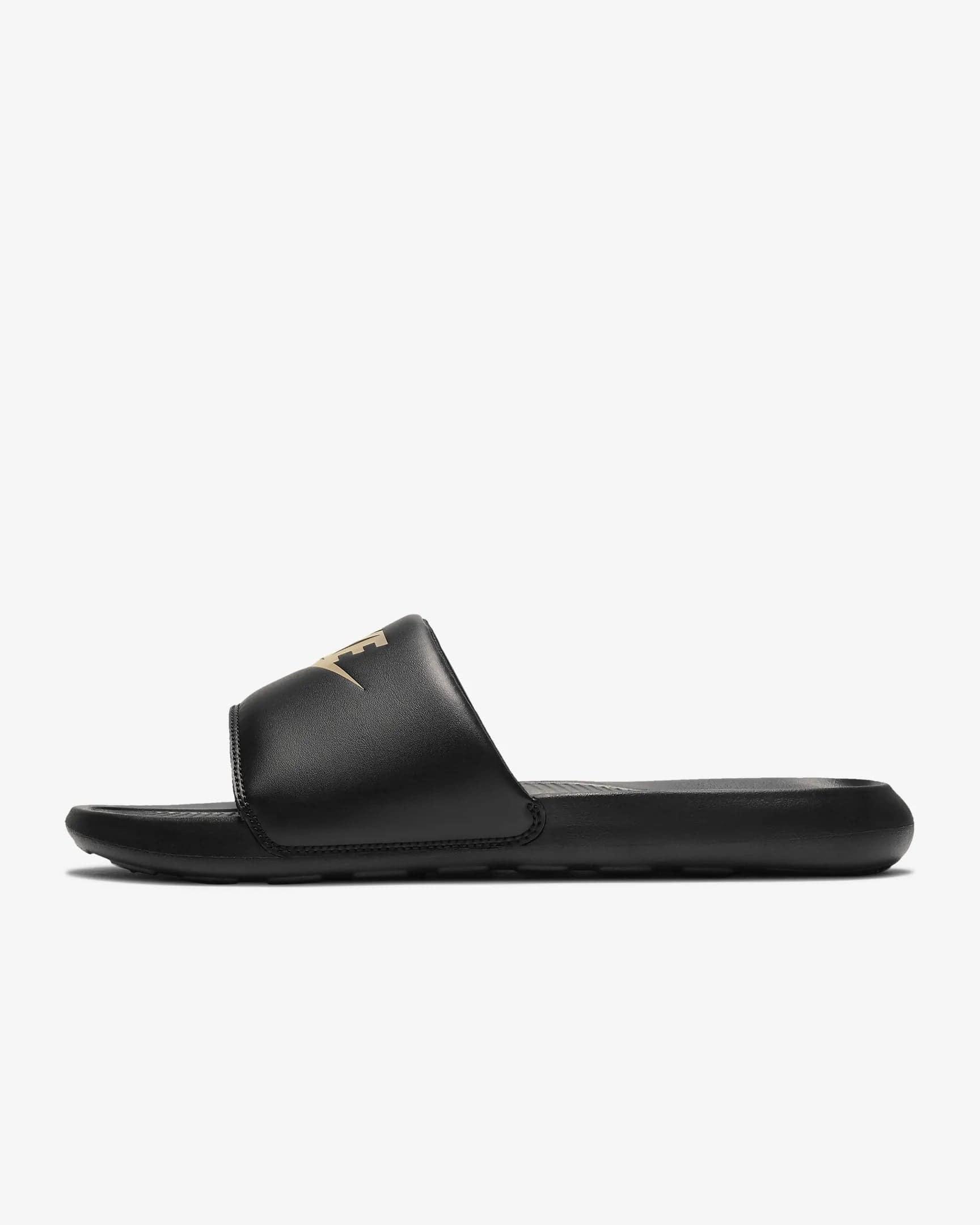 Nike Men's Victori One Slides Product Image