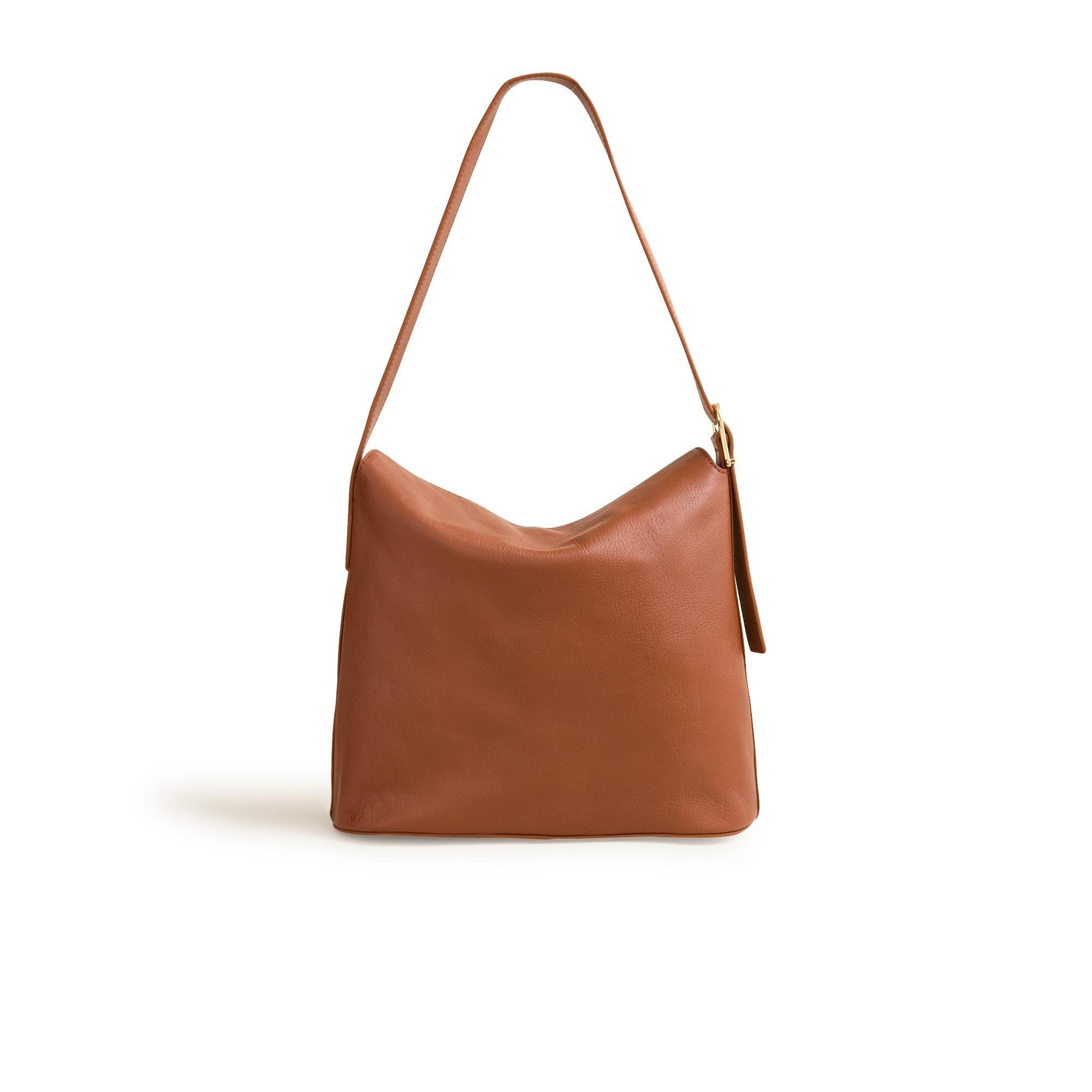 Berkeley shoulder bucket bag in leather Product Image