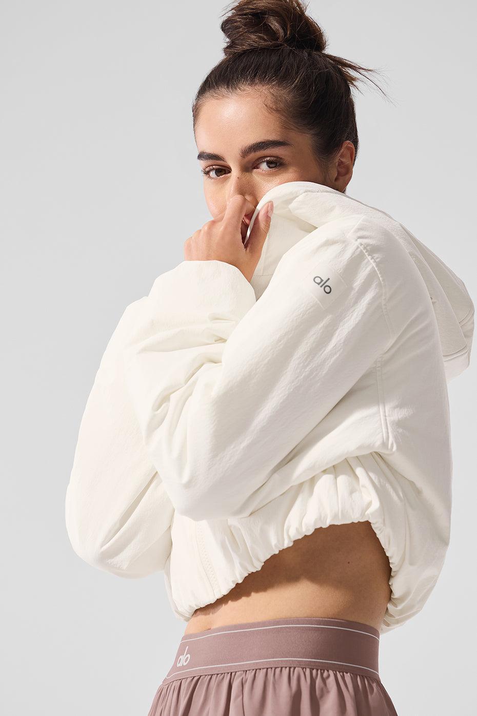 Cropped Mountain Peak Full-Zip Hoodie - Ivory Female Product Image