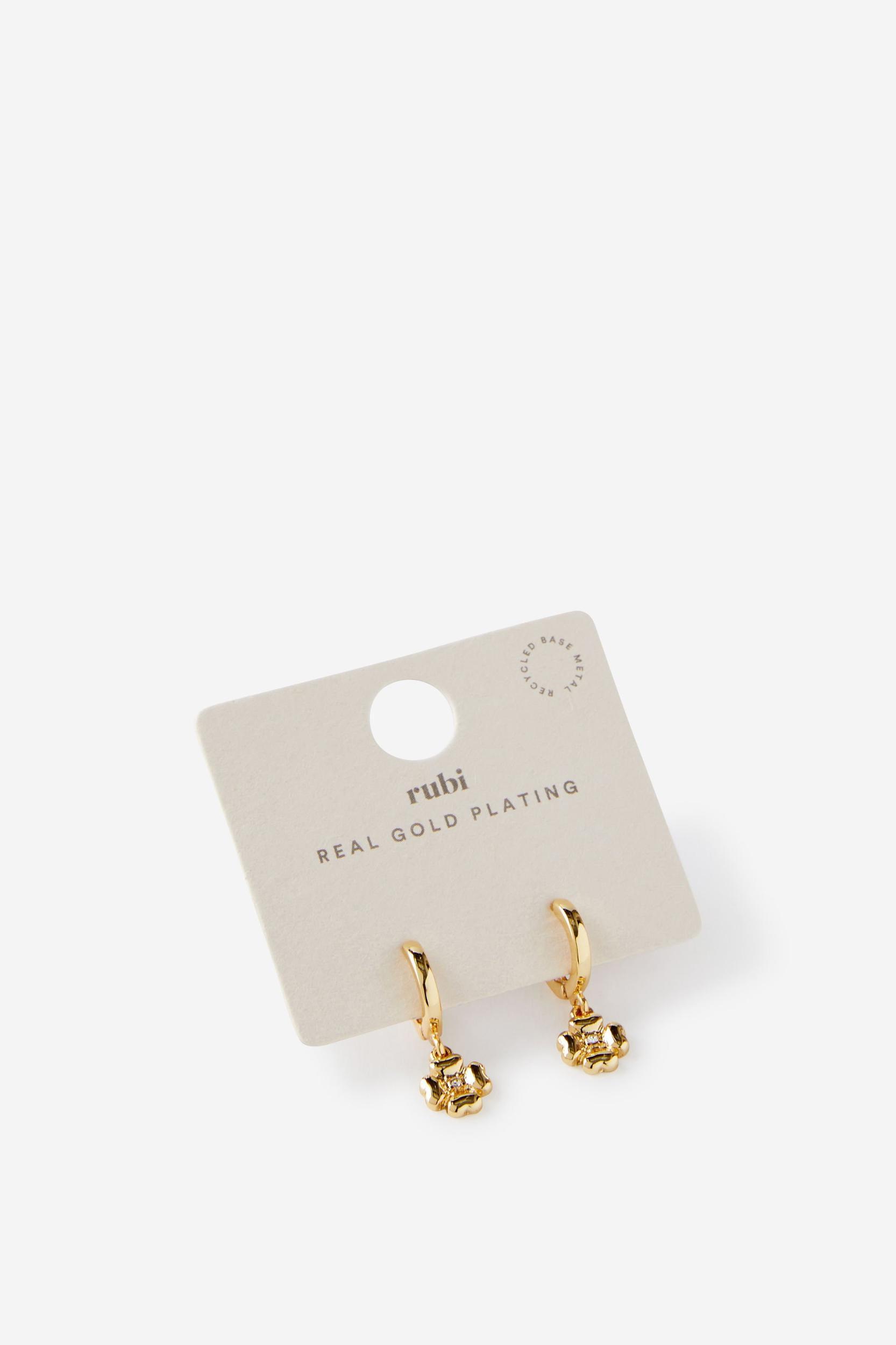 Huggie Hoop Earring Product Image