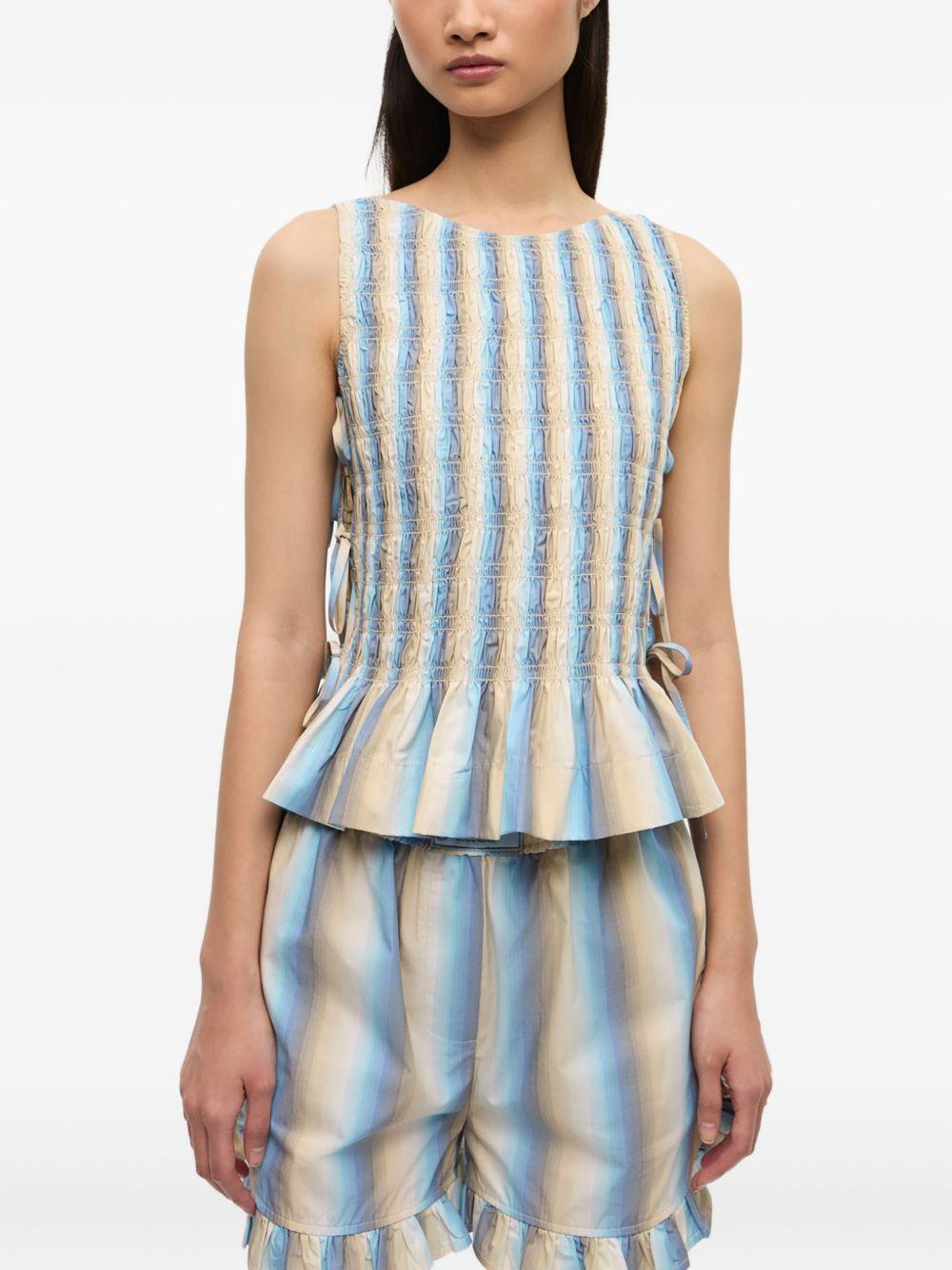striped blouse Product Image