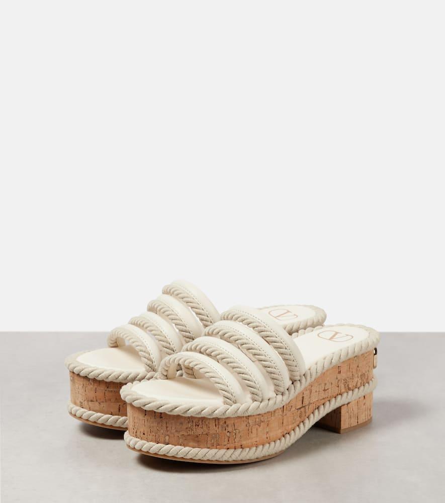 VALENTINO GARAVANI Vlogo Platform Slide Sandal In 98 Ivory Product Image