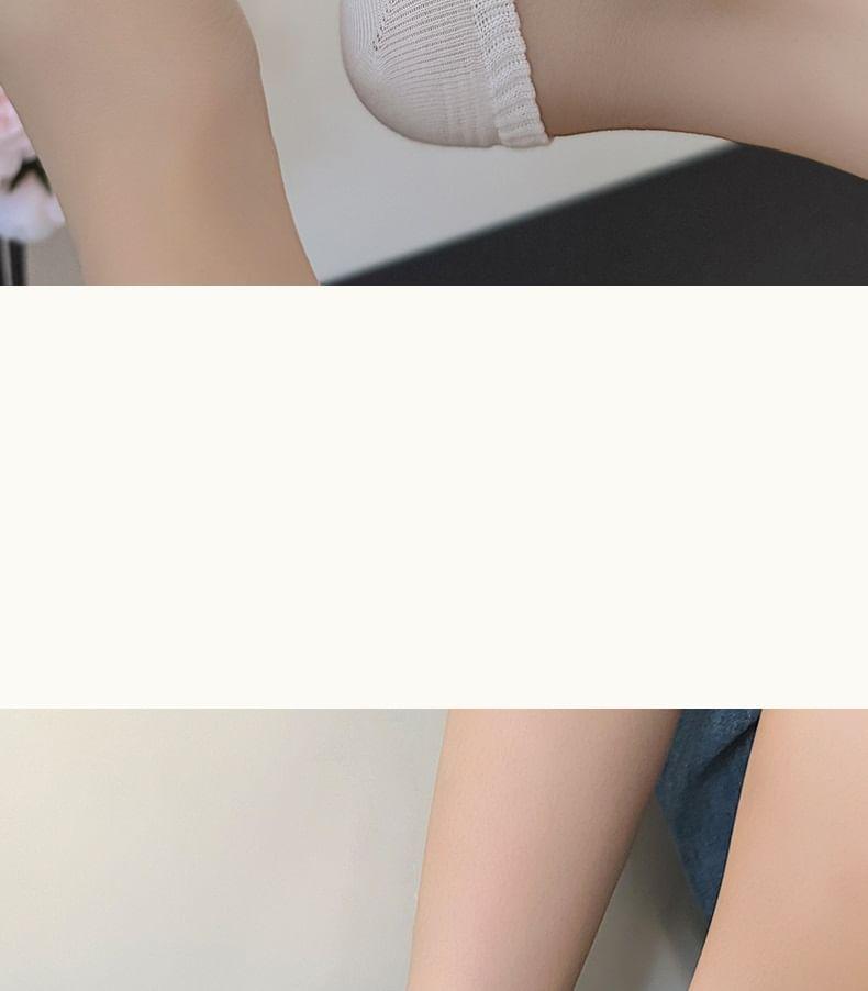 Set of 4 Pairs: Plain No Show Socks Product Image