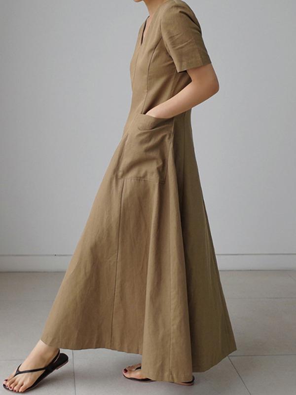 Simple Casual Solid Color Pleated Midi Dress Product Image