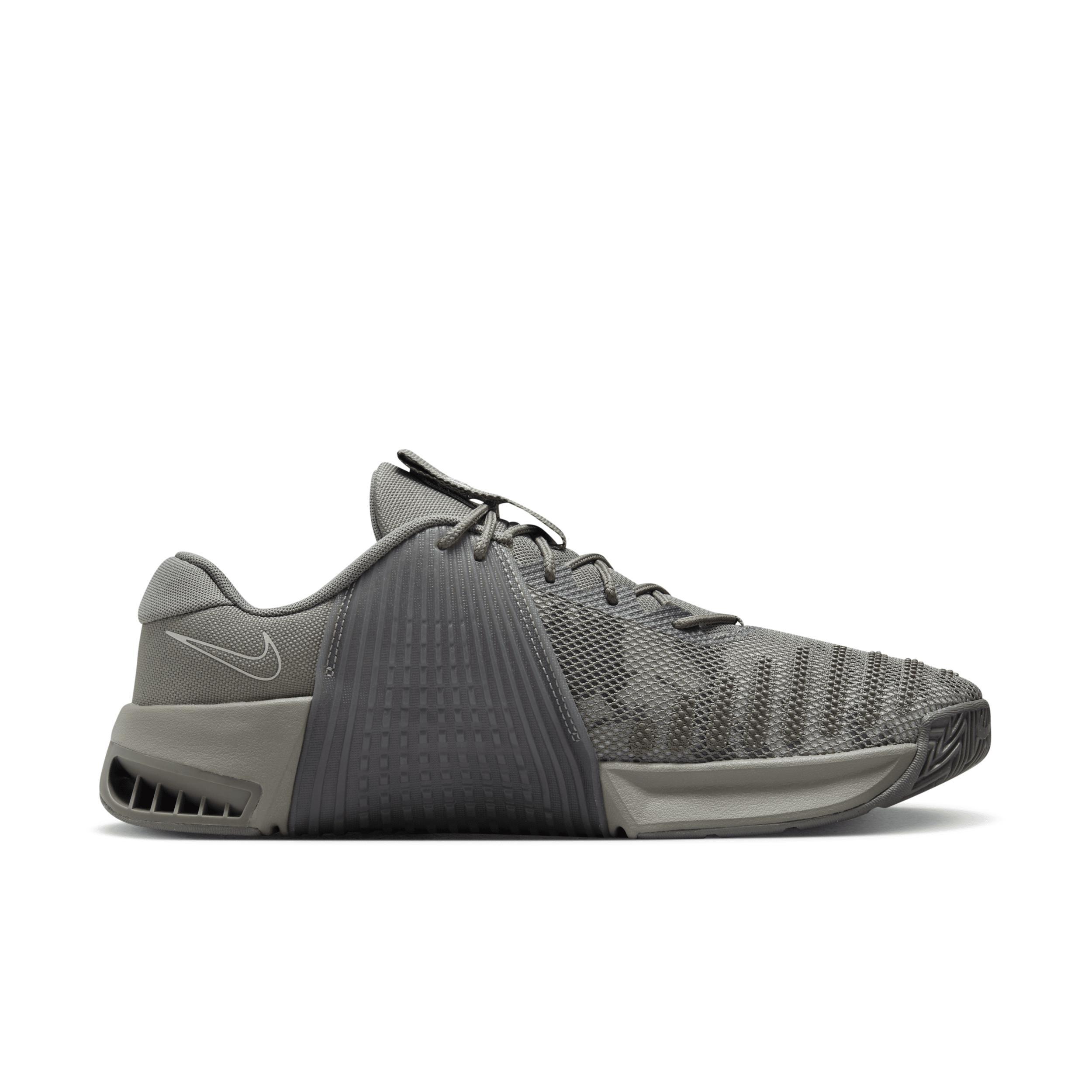 Nike Men's Metcon 9 AMP Workout Shoes Product Image