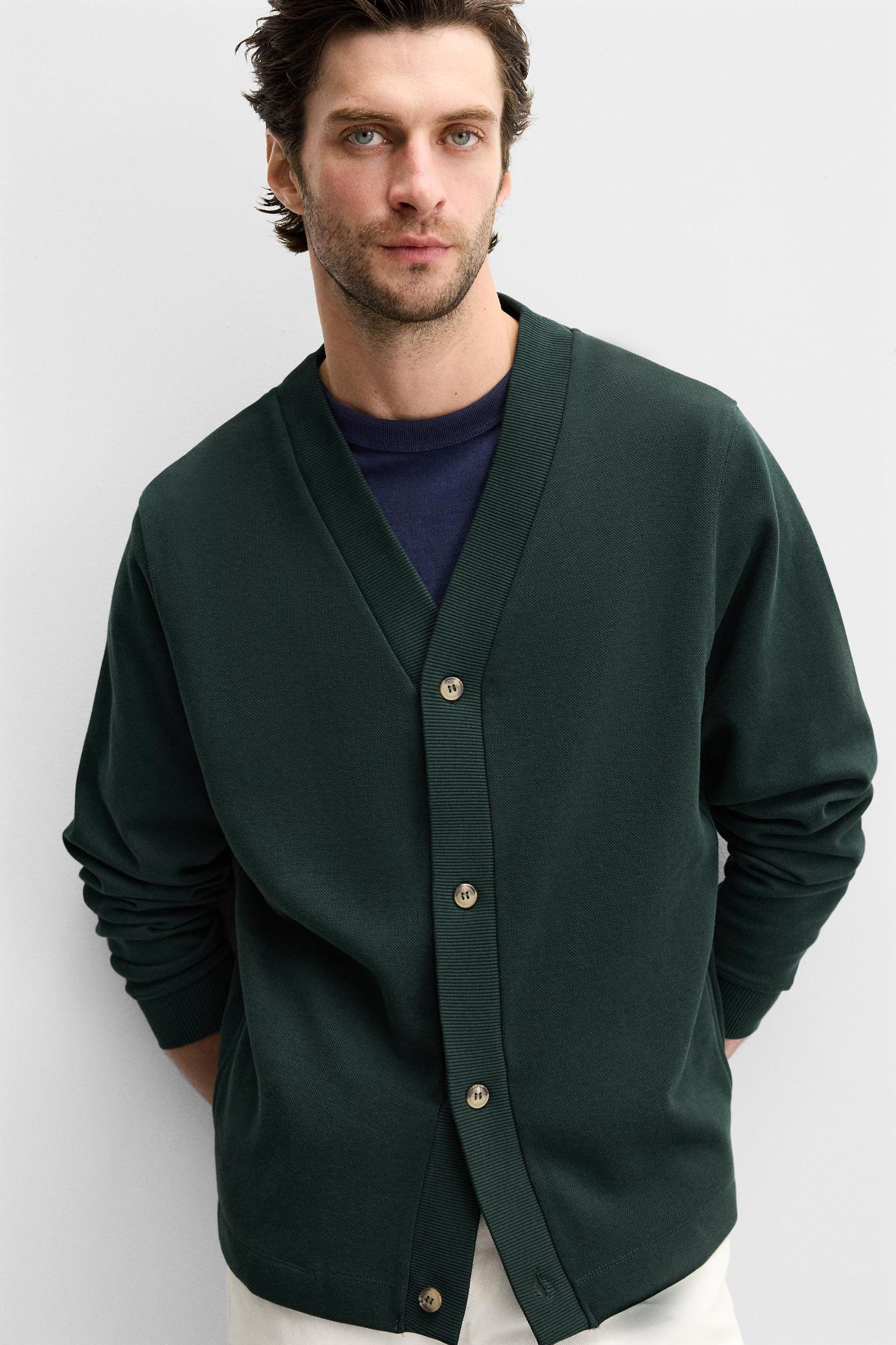PIQUÉ TEXTURED CARDIGAN Product Image