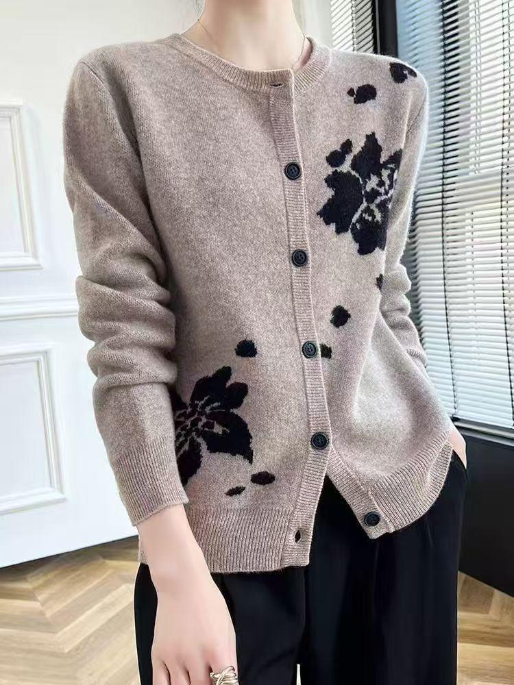 Crewneck Jacquard Cardigan Product Image