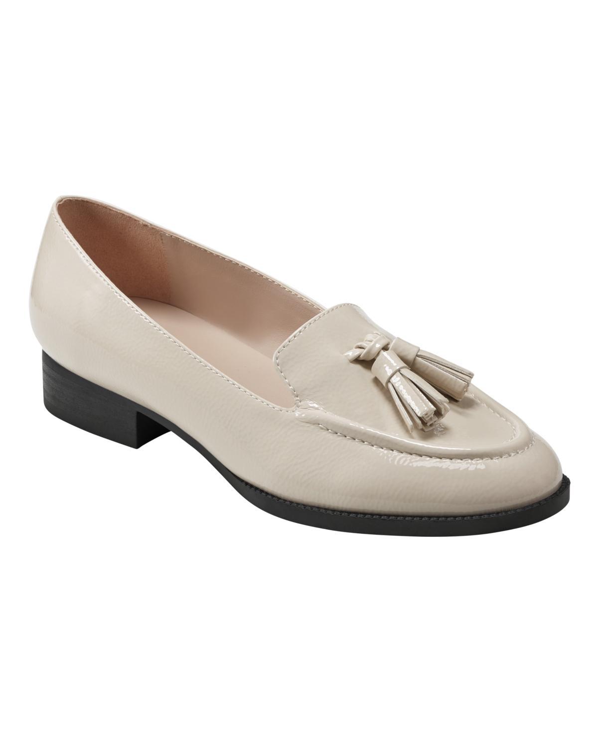 Bandolino Womens Linzer Tailored Tassel Loafers Product Image