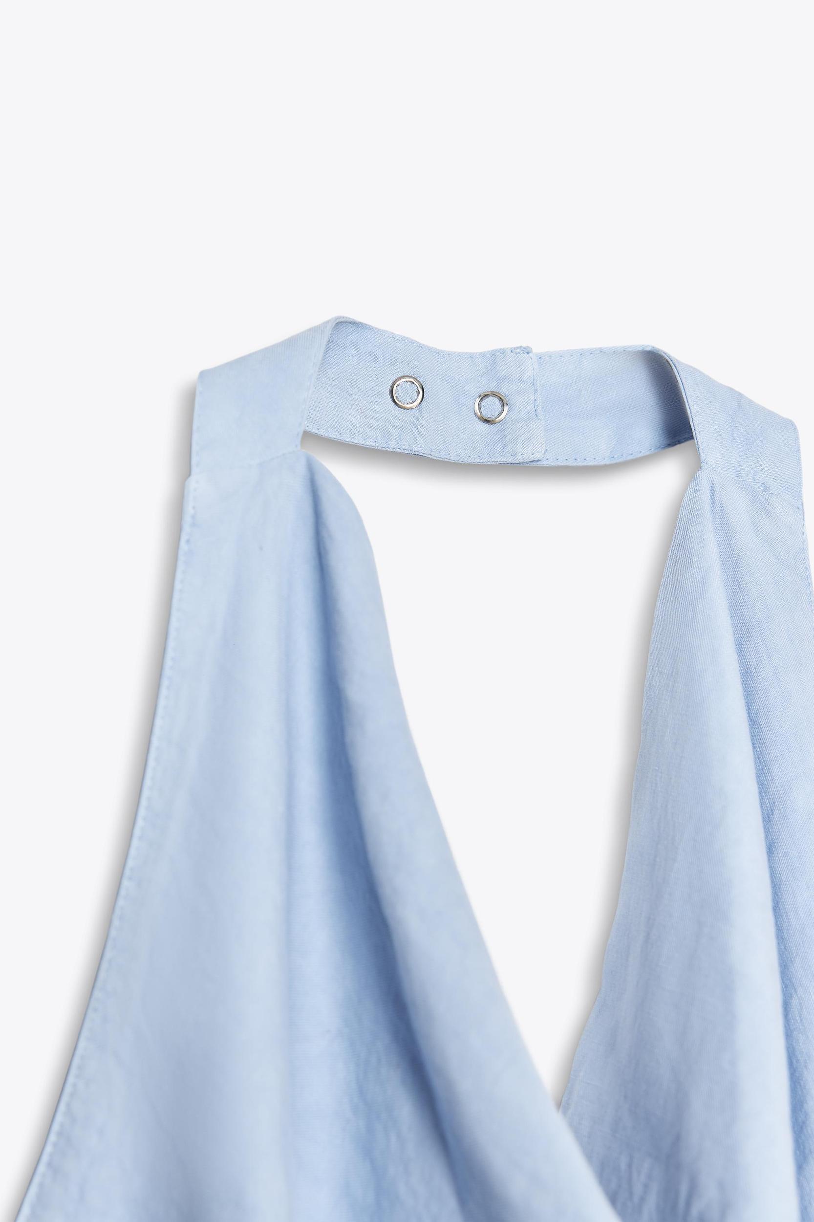 HALTER TOP Product Image