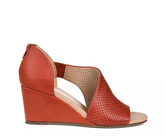 Journee Collection Womens Aretha Widepump Product Image