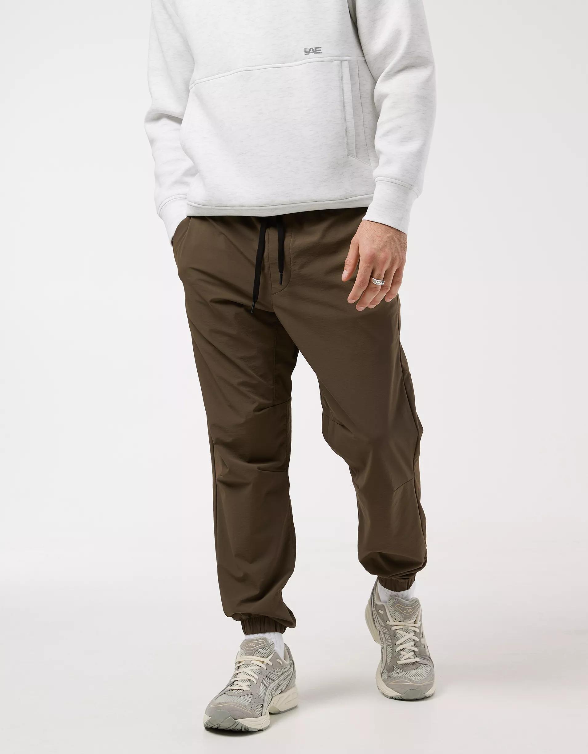 AE 24/7 Tech Jogger Product Image