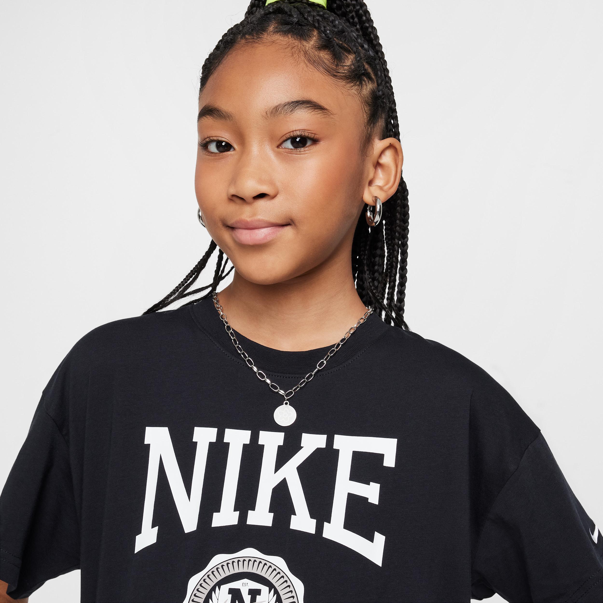Unisex Nike Sportswear Girls T-Shirt | HM6303-010 Product Image