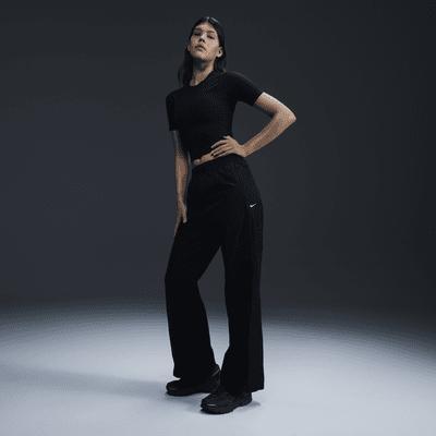 Nike Womens Windrunner High-Waisted Woven Open-Hem Pants | FV7655-010 Product Image