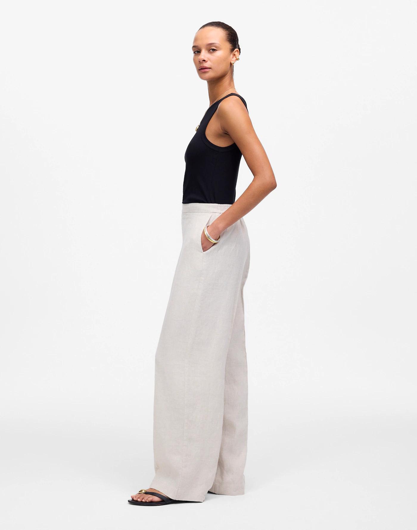 The Petite Easy Pull-On Pant in 100% Linen Product Image