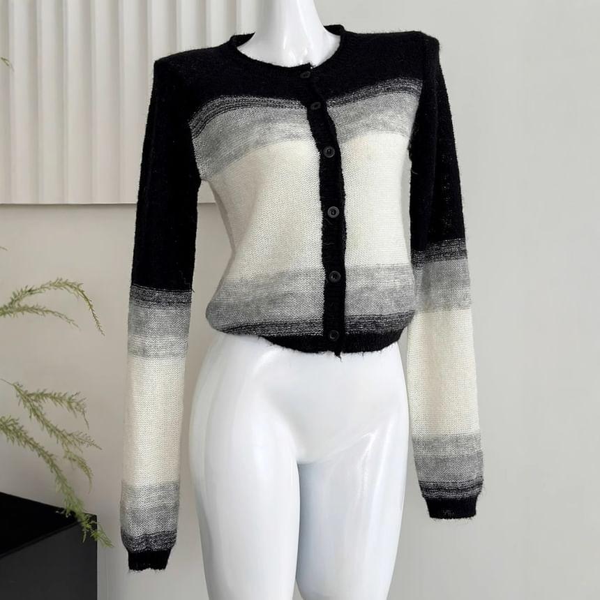 Crewneck Gradient Crop Cardigan Product Image