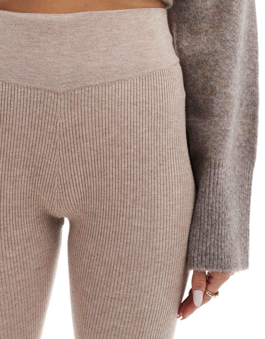 Miss Selfridge ribbed knit cozy leggings in oatmeal Product Image