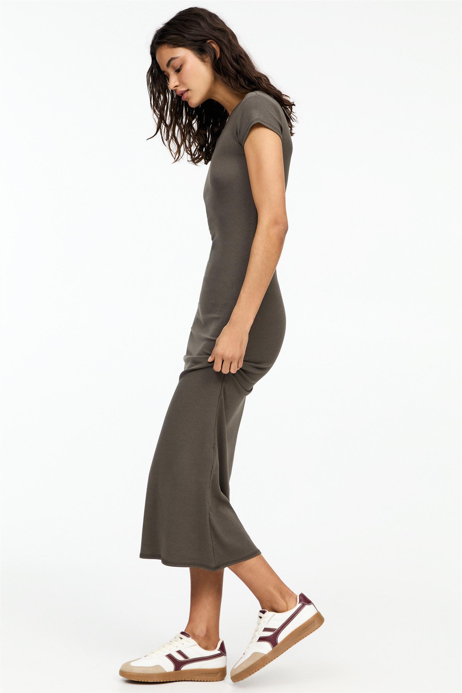 Fitted midi dress Product Image
