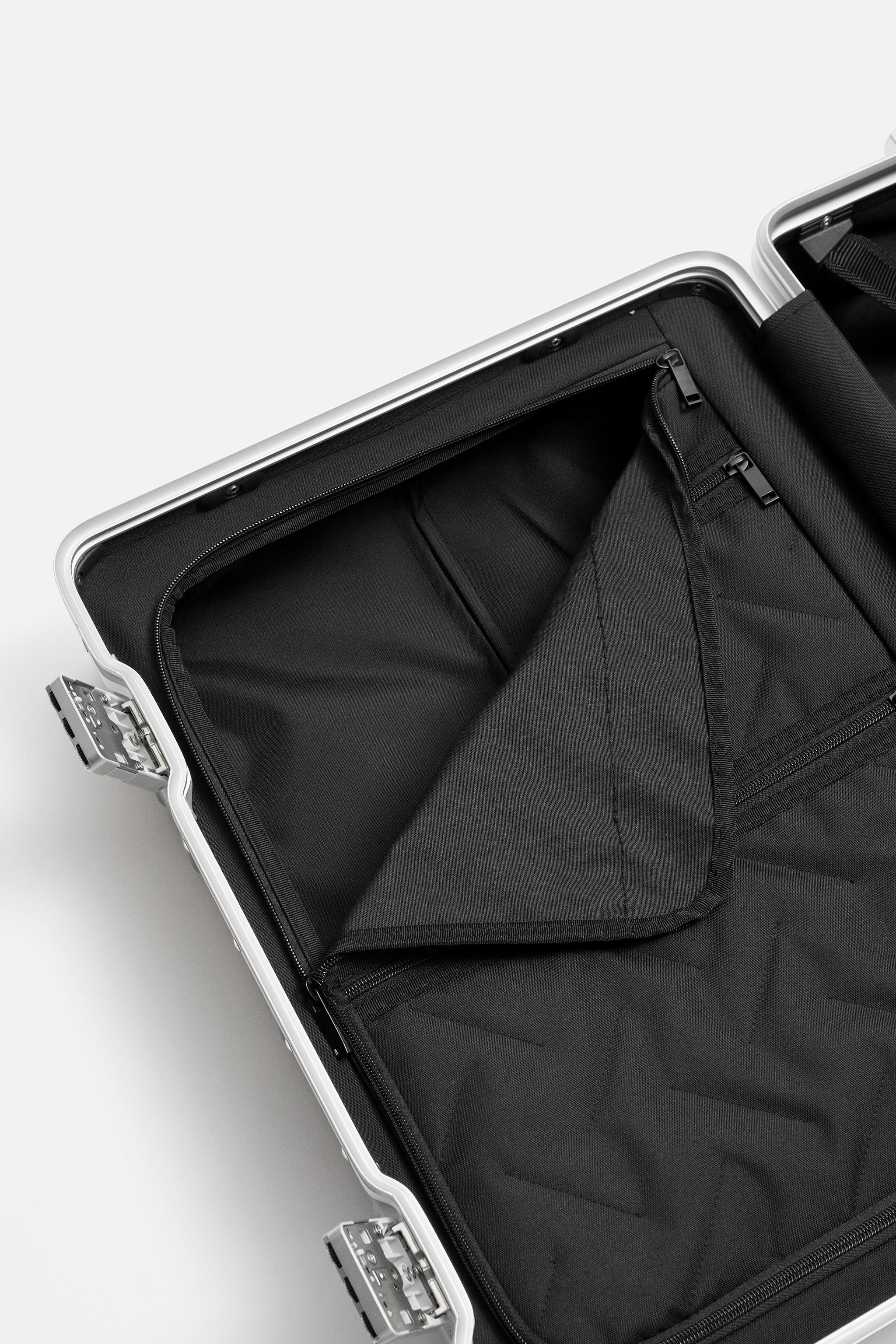 TRAVEL SUITCASE Product Image