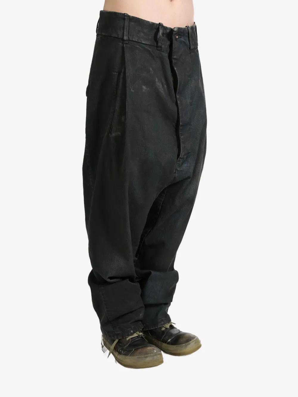 drop-crotch jeans Product Image