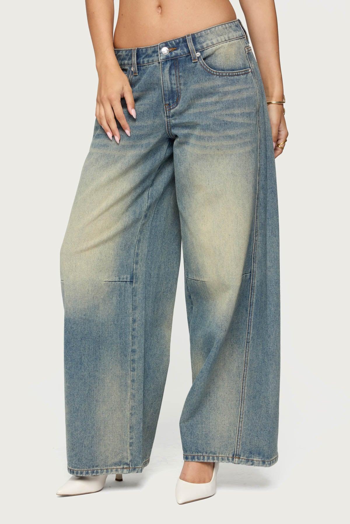 Washed Low Rise Baggy Jeans Product Image