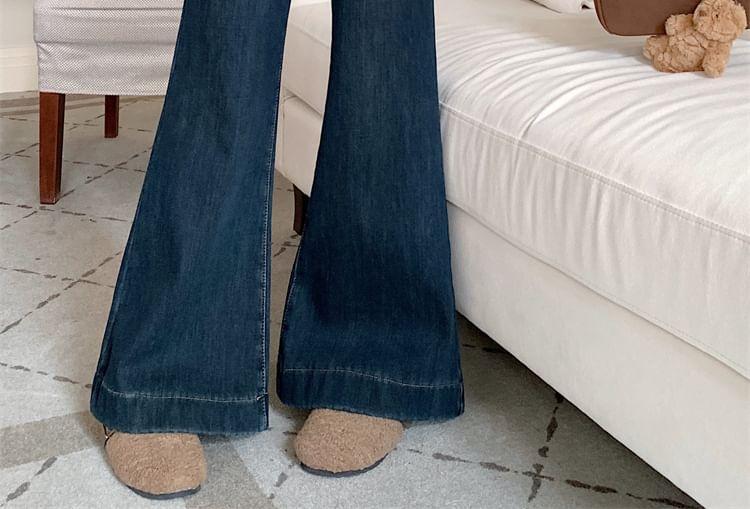 High Rise Fleece-Lined Washed Flared Jeans Product Image