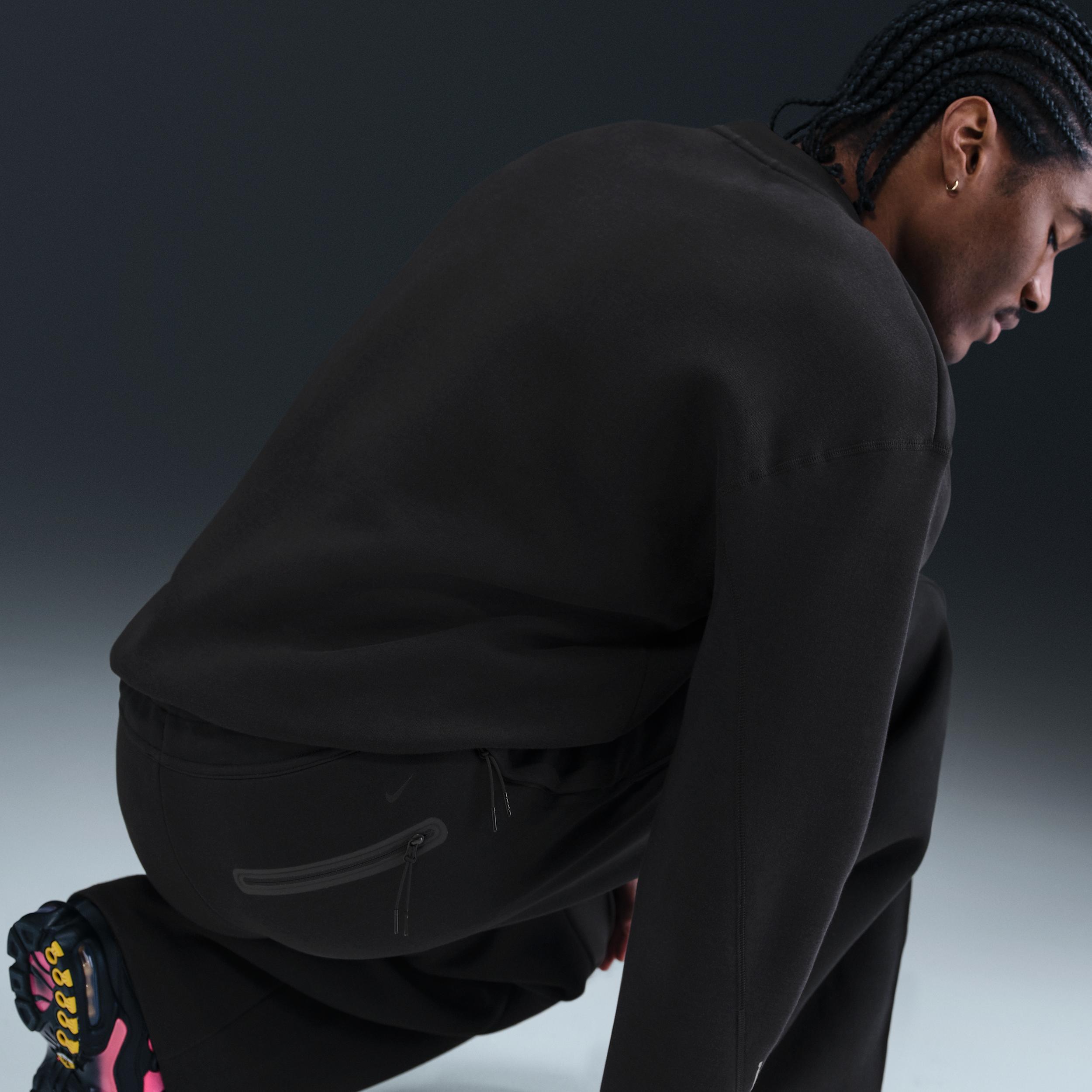 Nike Mens Tech Fleece Loose-Fit Open Hem Pants | HV6541-010 Product Image