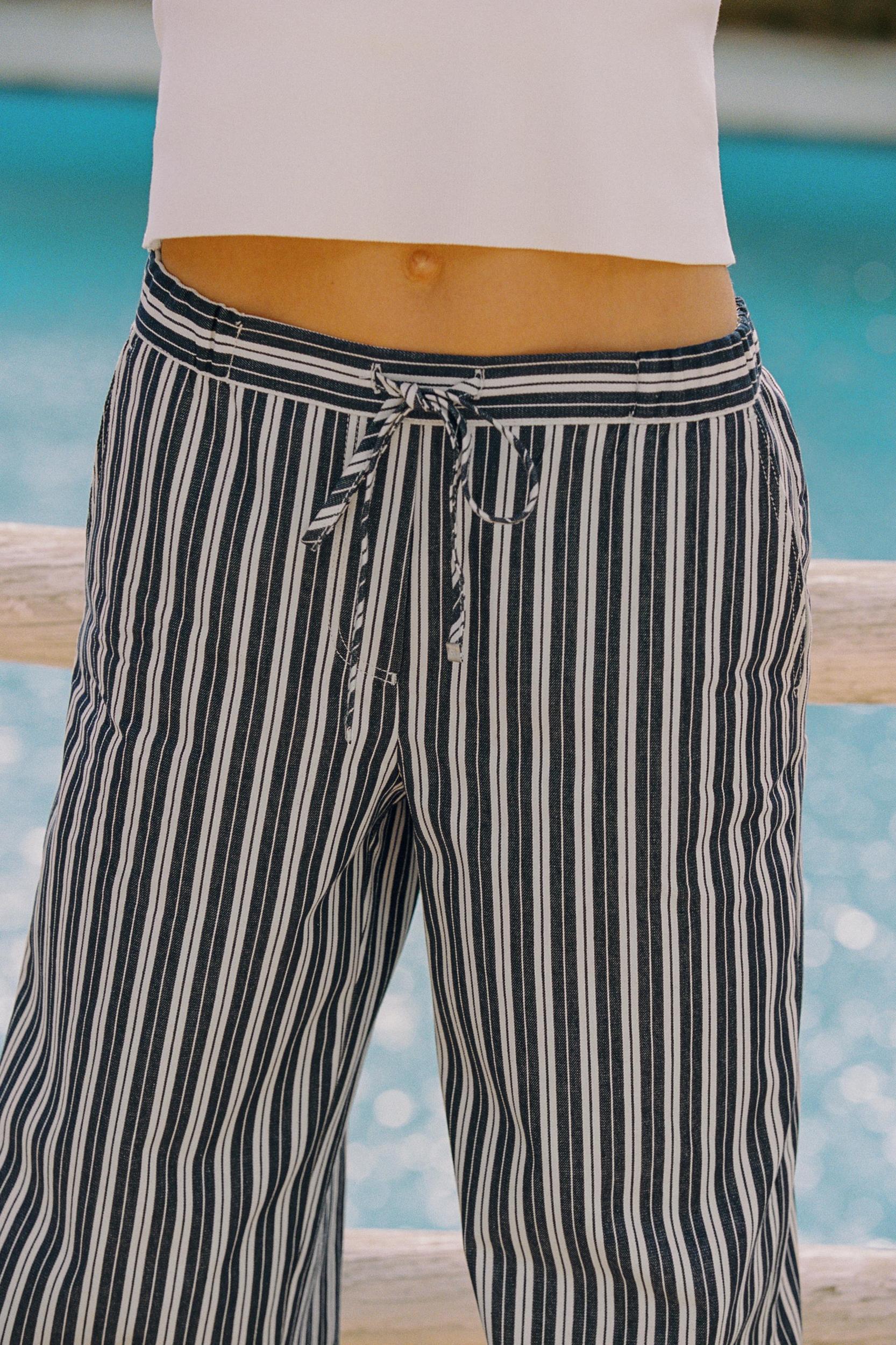 STRIPED WIDE LEG PANTS Product Image