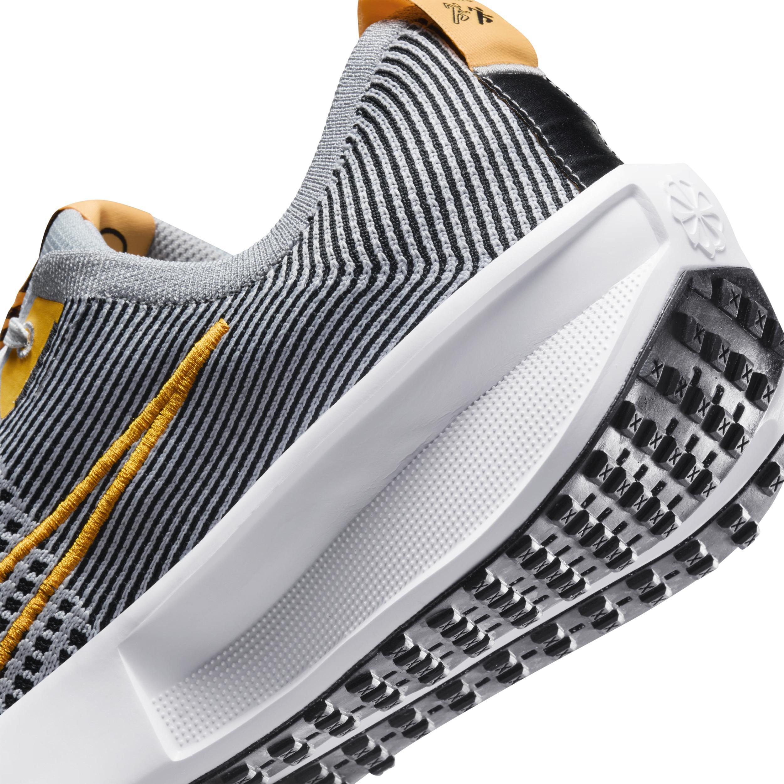 Nike Interact Run Men's Road Running Shoes Product Image