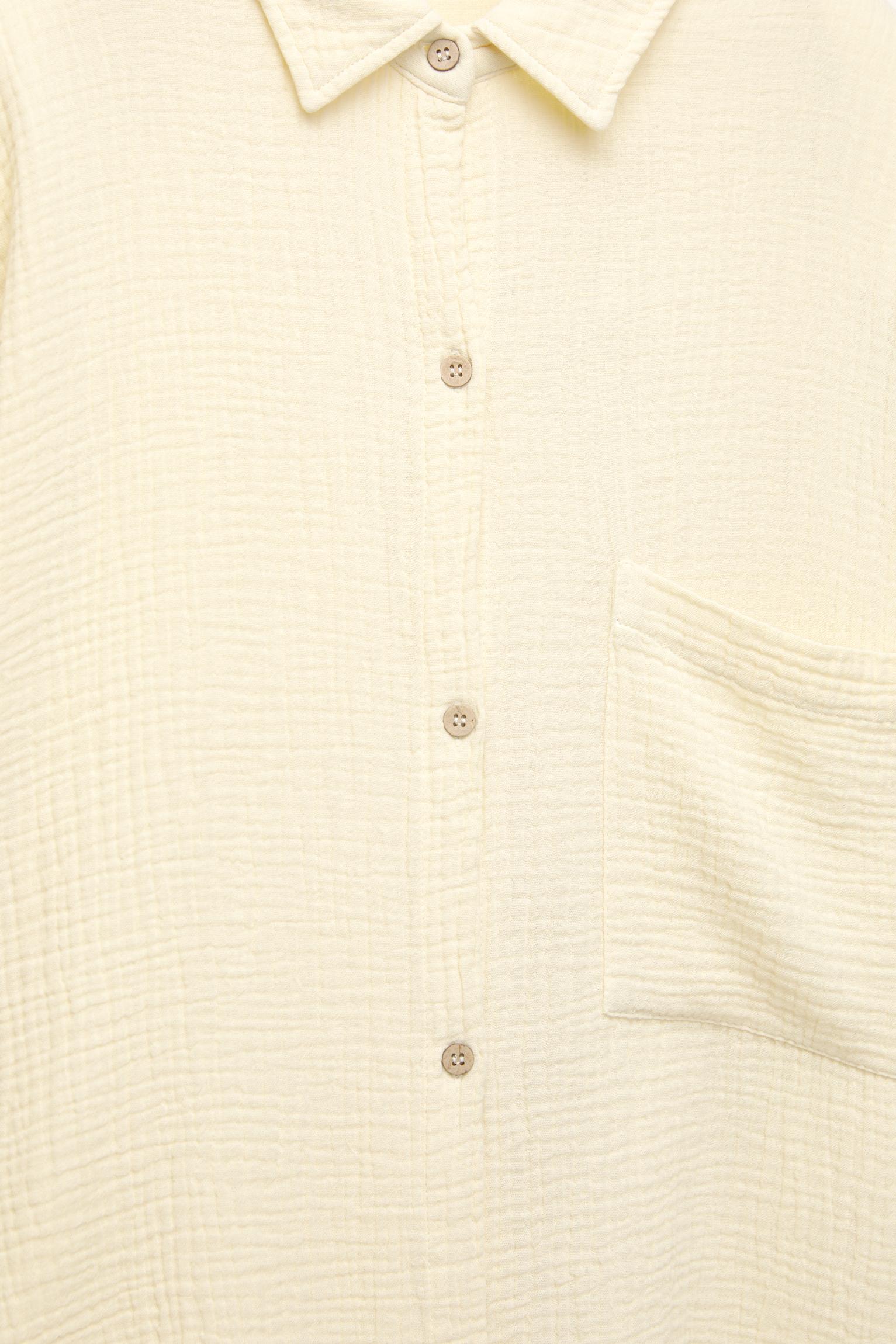 Textured short sleeve shirt Product Image