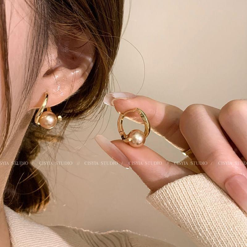 Faux Pearl Alloy Hoop Earring Product Image