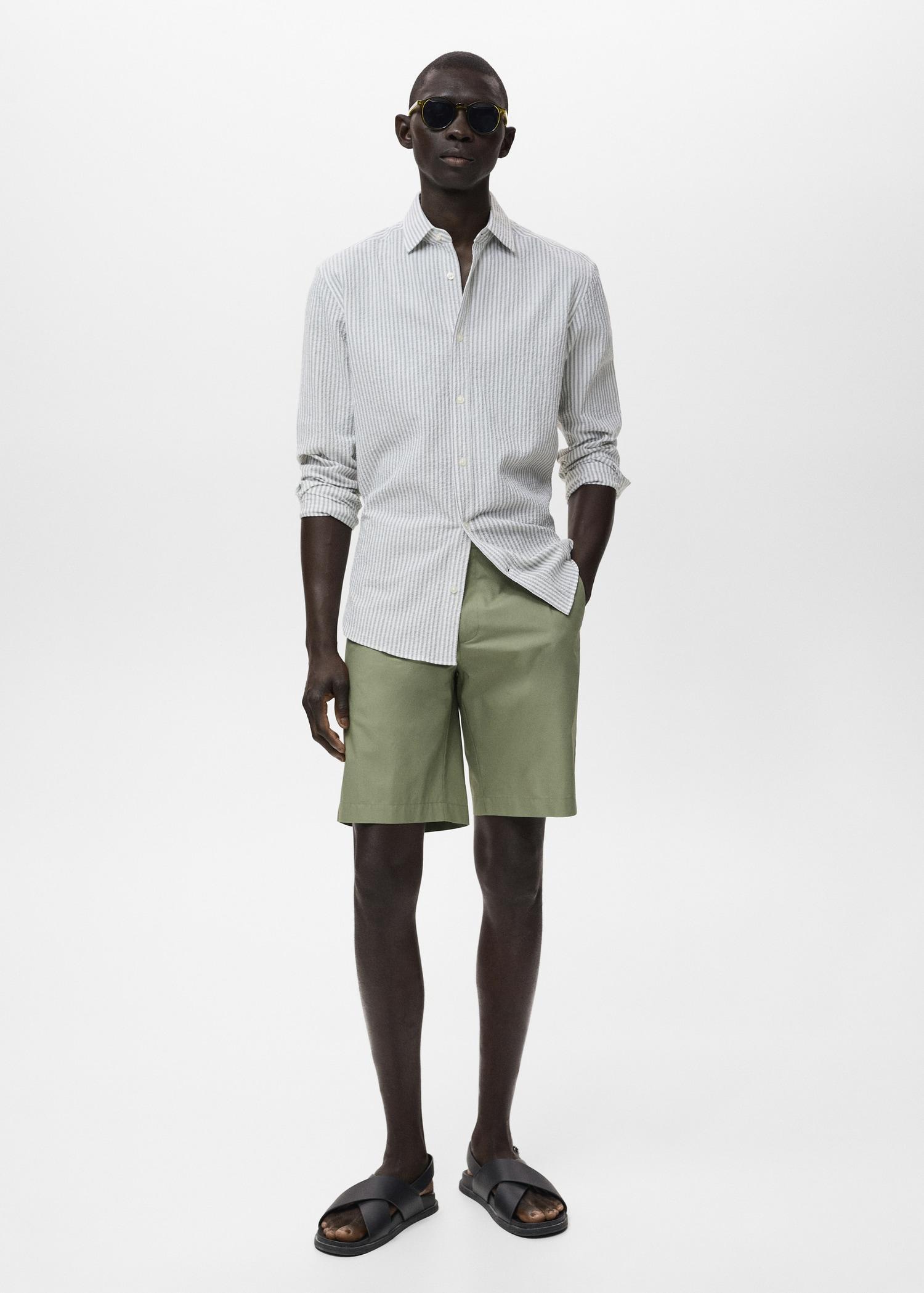 Cotton bermuda shorts with an interior elastic strip - Men | MANGO USA Product Image