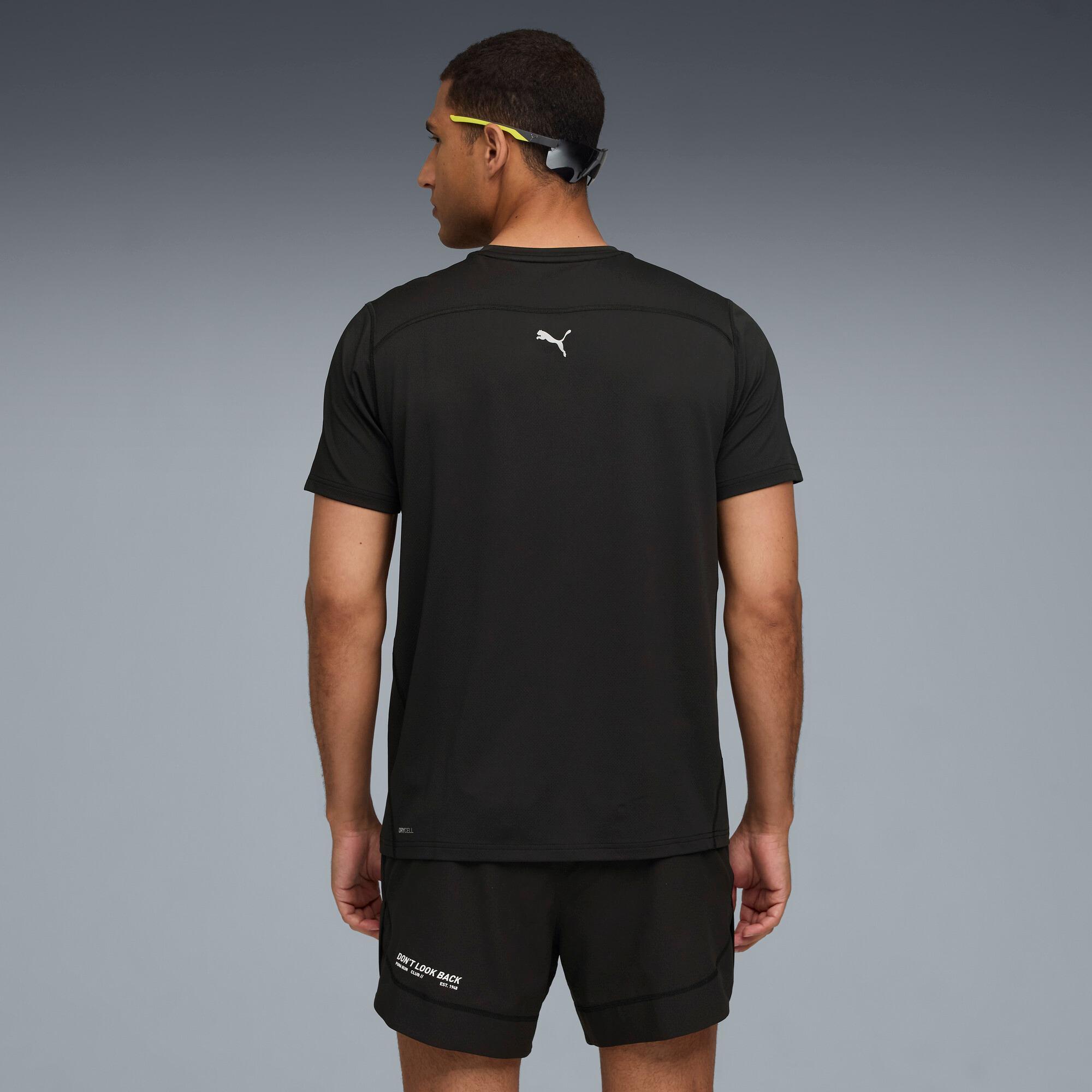 M Run Club Graphic Mesh Tee Men Product Image
