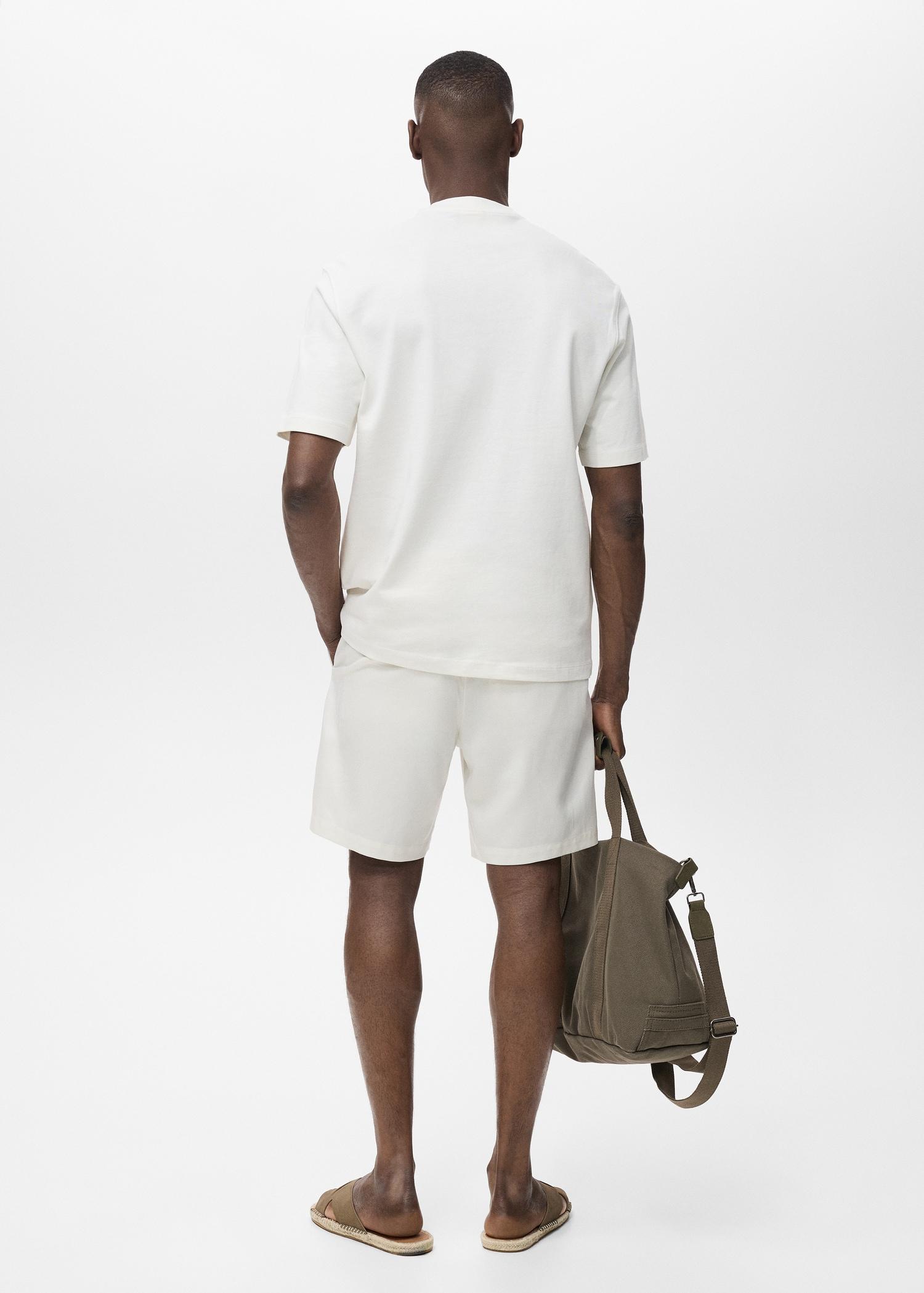 100% cotton relaxed-fit t-shirt - Men | MANGO USA Product Image